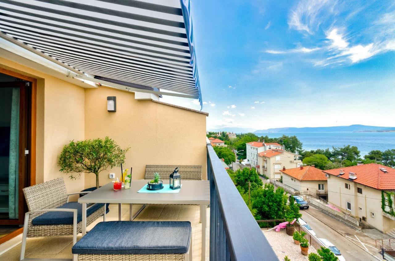Apartments Niko Crikvenica Bagian luar foto