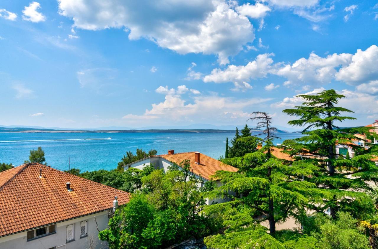 Apartments Niko Crikvenica Bagian luar foto